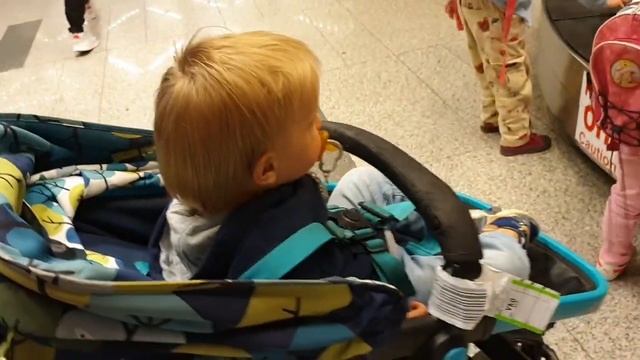 Летим в Москву смотреть онлайн