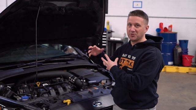 Focus ST Basic Maintenance - Engine Oil, Gear Oil, Spark Plugs смотреть онлайн
