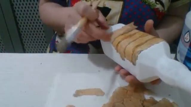 В чем заключается отличие в декоре двух бутылок. смотреть онлайн