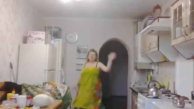 ? ? ? Танцы на кухне для настроения!!! смотреть онлайн