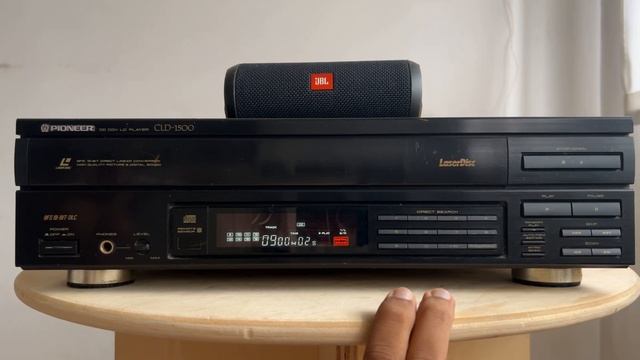 PIONEER Laser Disc Player CLD-1500 - Play Time & What's inside? смотреть онлайн
