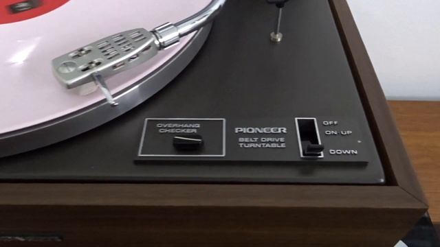 Pioneer PL-12D II Vintage Turntable Demo Playing Buckingham Nicks - Crying In The Night смотреть онлайн