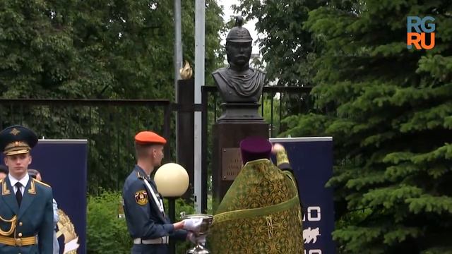 В Москве открыли бюст основателю Российского пожарного общества графу Шереметеву смотреть онлайн