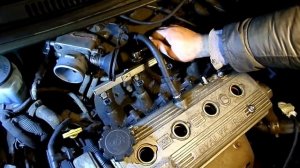 5  Снятие топливной рампы на Джили МК