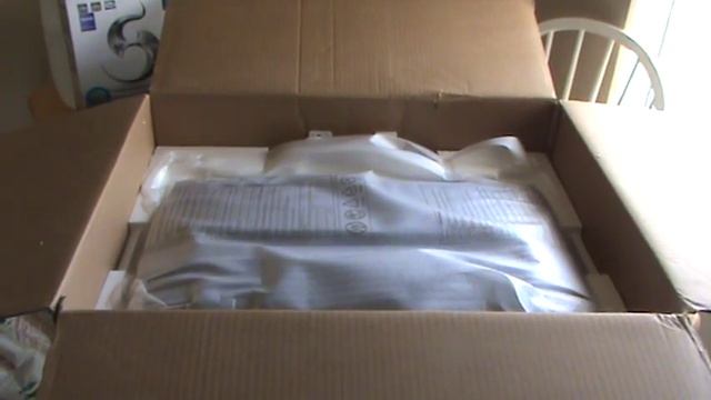 Samsung T260HD Monitor Unboxing смотреть онлайн