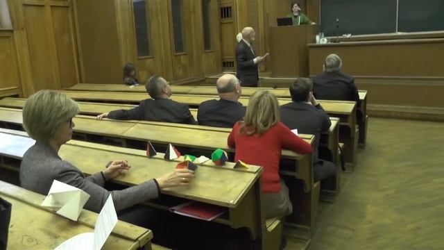 И.Х.Сабитов «Глобальная метрическая геометрия поверхностей и многогранников». смотреть онлайн