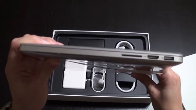 Macbook Pro 13-inch With Retina Display 2015 Unboxing