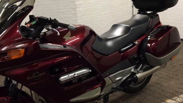 Honda ST 1100 Pan European смотреть онлайн