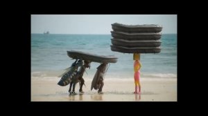 Тайская реклама средств от насекомых