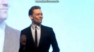 Thomas Hiddleston(Том Хиддлстон) dancing(танцует)!!! FULL VERSION