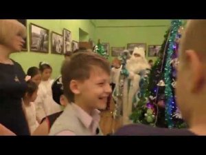 НОВОГОДНЯЯ ЕЛКА  ДЛЯ ДЕТЕЙ ИЗ МАЛООБЕСПЕЧЕННЫХ, МНОГОДЕТНЫХ СЕМЕЙ.