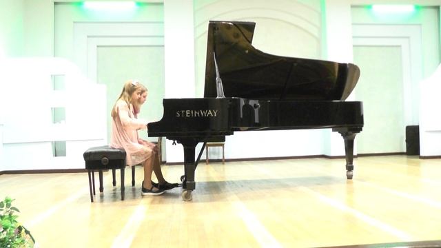 Лепеш София и Игнатович Сабрина "Звон-полька" Александр Ельский "Зимние сказки рояля" 23.12.2022 смотреть онлайн