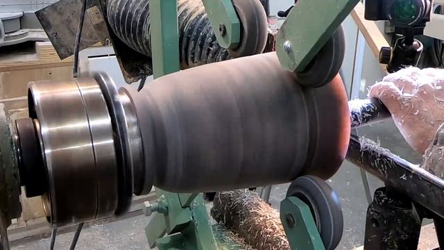 Woodturning - The Banksia Pod Vase смотреть онлайн