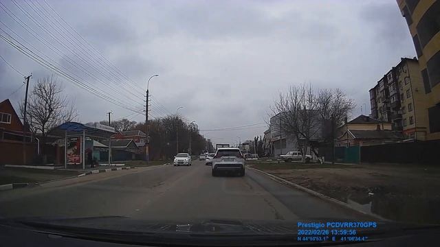 Видеорегистратор Prestigio Roadrunner 370GPS