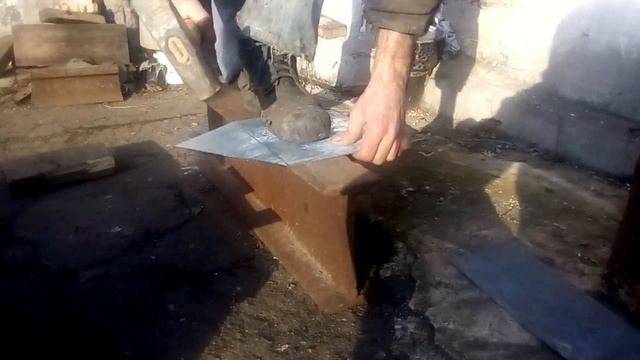 Кормушка для сена кроликам,сенник своими руками за 10 минут,никаких затрат смотреть онлайн
