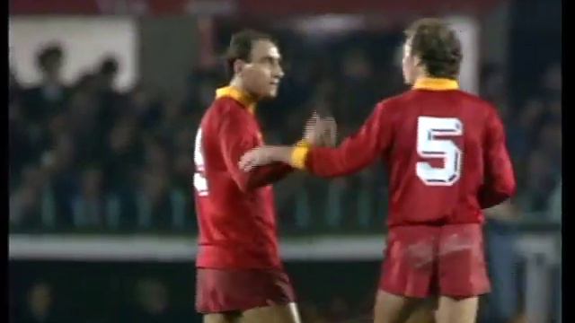 How much would Paulo Roberto Falcão be worth today? | Cup Winner's Cup performance vs Wrexham смотреть онлайн