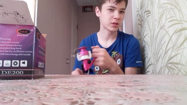 DE 200 Доюй JinTai Бюджетный сигмент рыболовных катушек для любительской рыбалки . смотреть онлайн