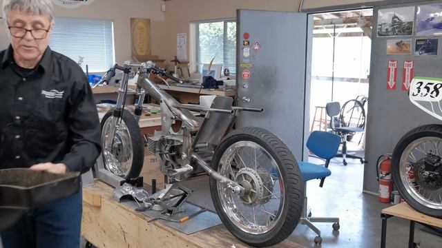 Aermacchi This and That - part 1 // Paul Brodie's Shop смотреть онлайн