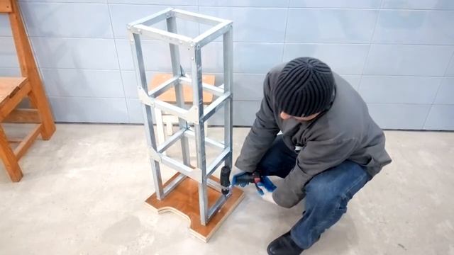 Электроточило + Стойка зделаны из подручных материалов. Електроточило + Стійка зроблені з відходів смотреть онлайн