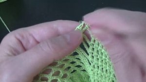 Скатерть " Весеннее настроение ". Часть 3.