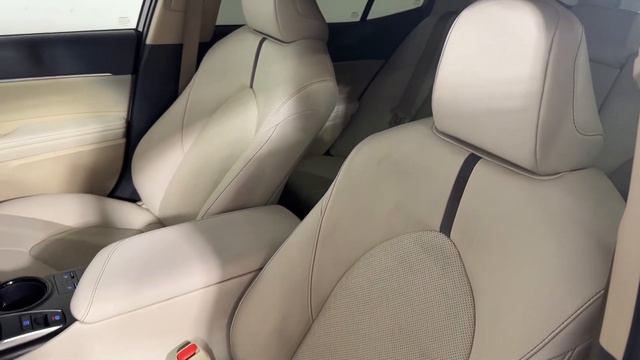 Toyota Camry VIII (XV70) Рестайлинг, 2021 смотреть онлайн