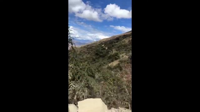 Лагуна Хумантай в Перу - трек к высокогорному озеру в Перуанских Андах (Laguna Humantay Peru) смотреть онлайн