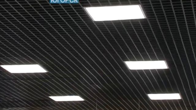 «Новая стоянка, тротуар и бутики. Торговый центр «Лайнер» меняется к лучшему». смотреть онлайн