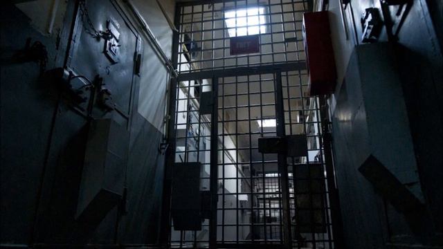 Низшая каста среди ментов смотреть онлайн