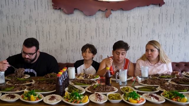 DÖNER YEME KAPIŞMASI! @KuzeyYank