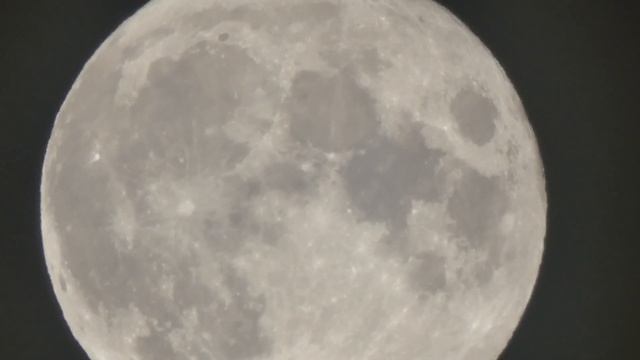 Home for the Holidays: The Moon. Filmed in 4K. Panasonic Lumix FZ80/ FZ81/ FZ82/ FZ83. смотреть онлайн