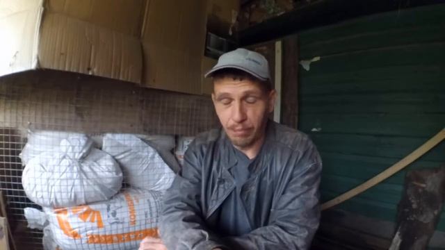 Два дня не работаю // ПОЧЕМУ нет коровы, делаю ТАКИЕ крыши и кому в деревне ДЕШЕВО жить смотреть онлайн