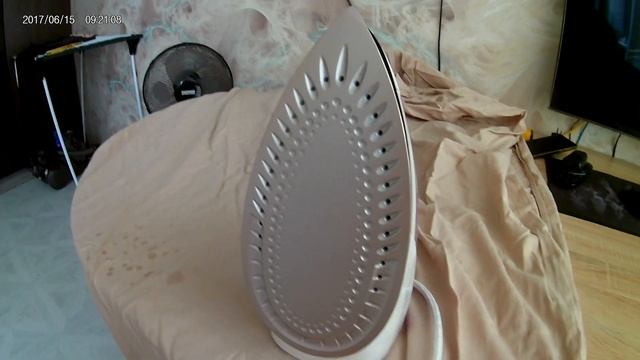 Утюг Panasonic NI-E610T смотреть онлайн