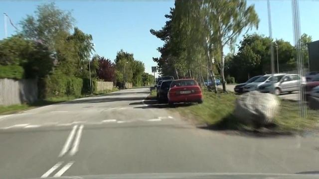 Around Copenhagen airport смотреть онлайн