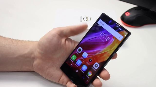 Лучший БЕЗРАМОЧНЫЙ смартфон за 100 баксов! смотреть онлайн