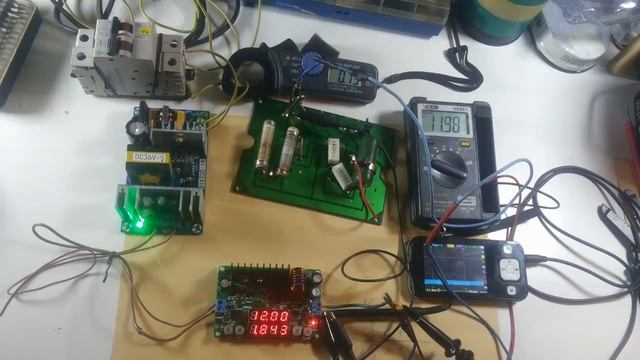 Самый настоящий бюджетный вариант программируемого ЛБП  DC36-5 + DP30V5AL тестируем на столе