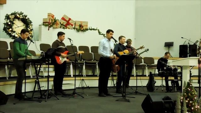 ♪ ♫ «Мы каждый день встречаемся вновь». Музыкальная группа смотреть онлайн