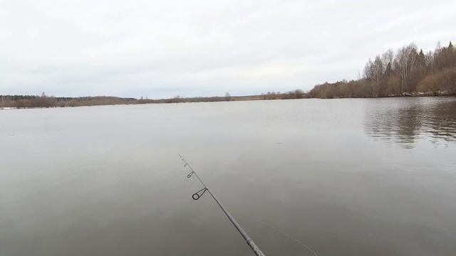 Открытие сезона 2023. Уклейки пышечки мутанты. Ловля спиннингом на мормышку, хорошая плотва, язята. смотреть онлайн