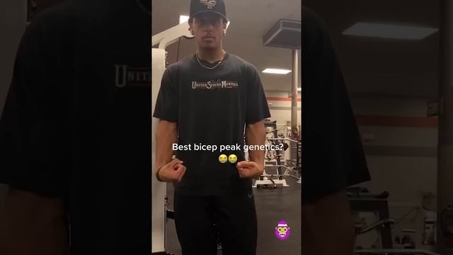 "Bro Can Choose His Abs"? смотреть онлайн