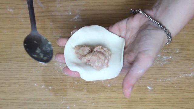Ricetta Ravioli Cinesi - Gyouza Facilissimi Fatti in casa смотреть онлайн