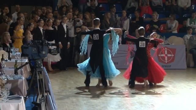 Иванов Кирилл - Вяльшина Ольга, 1/4 Viennese Waltz смотреть онлайн