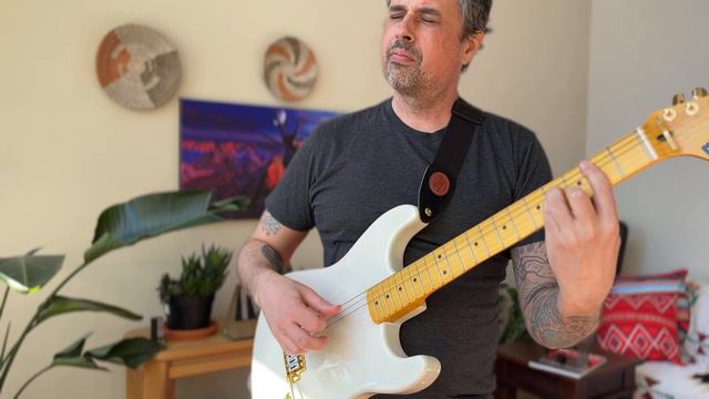 Secret Agent Man - Surf Nylocaster Guitar - Ben Woods смотреть онлайн
