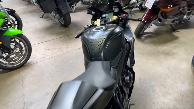 2021 Suzuki GSXR1000 смотреть онлайн