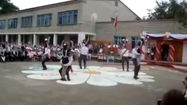 последний звонок 2013 СОШ №22 Обильное смотреть онлайн