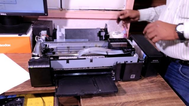 Epson L805 Printer General error I Red Light Blinking Problem Clear /remove смотреть онлайн