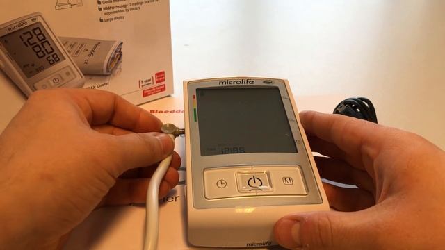 Productvideo Microlife BP A3L Comfort смотреть онлайн