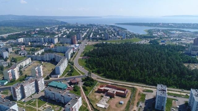 Братская ГЭС с высоты. Энергетик. смотреть онлайн