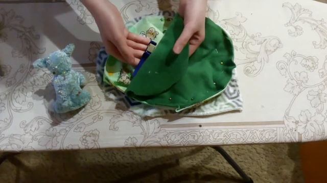 ЛЕЖАНКА ЗА 2 МАШИННЫХ ШВА ДЛЯ ЛЮБОГО ПИТОМЦА/Сшила лежанку в питомник, для Кузьмы и для кота смотреть онлайн