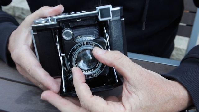 Zeiss Ikon Super Ikonta 532/16 Camera
