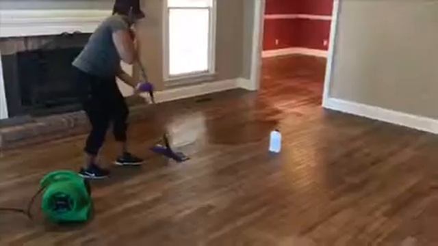 Wood Floor Cleaning & Polishing смотреть онлайн