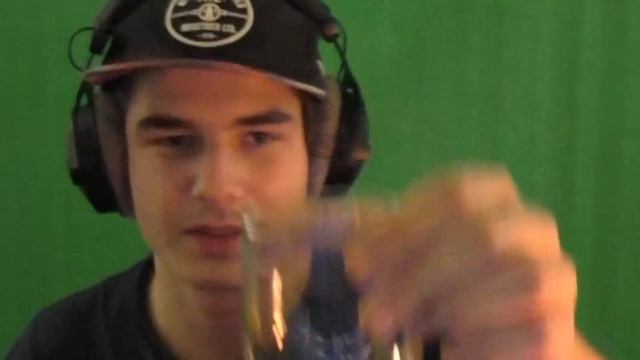 Idiot probiert Stroh 80 pur смотреть онлайн